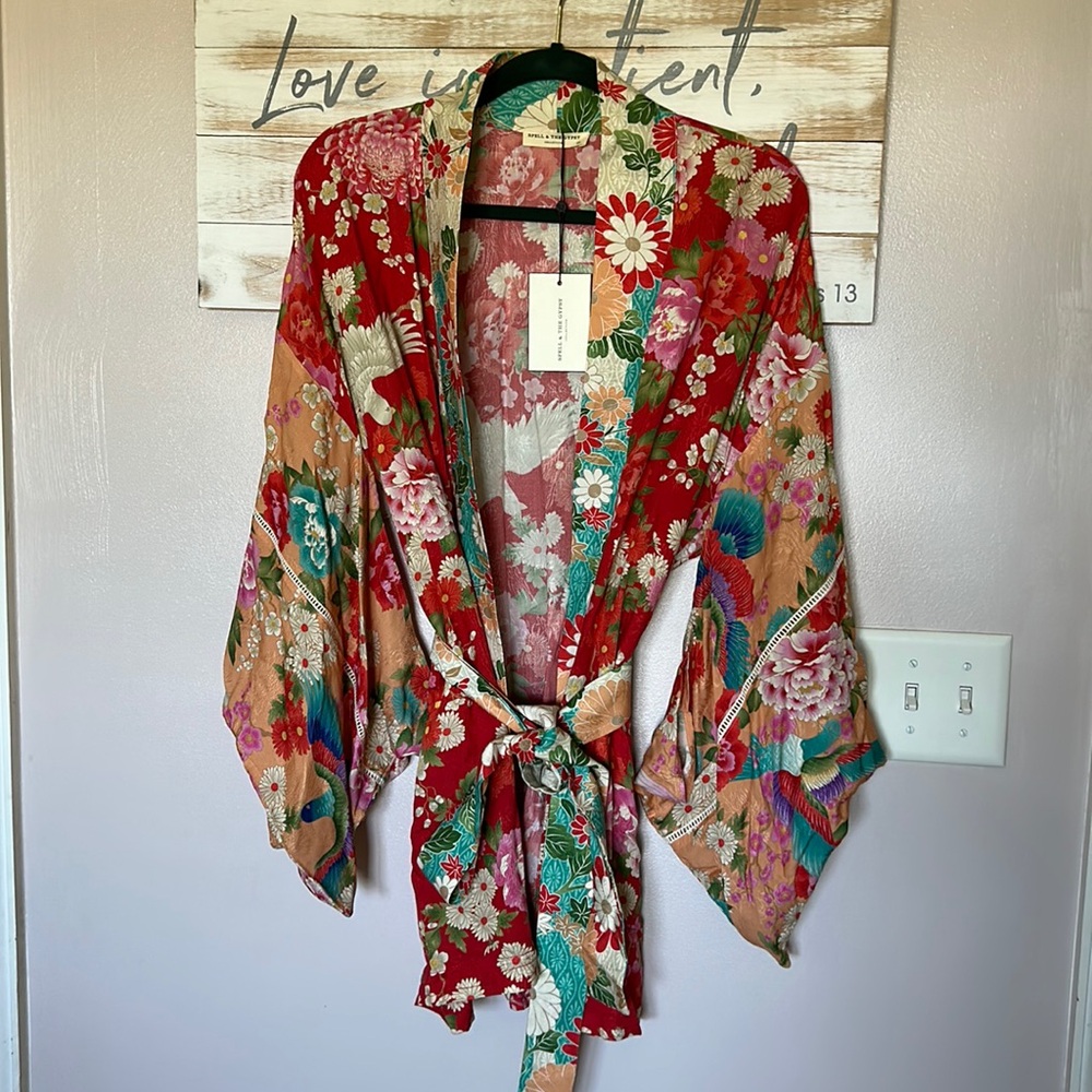 NWT SPELL & THE GYPSY DELILAH PATCHWORK KIMONO-RUBY-OS